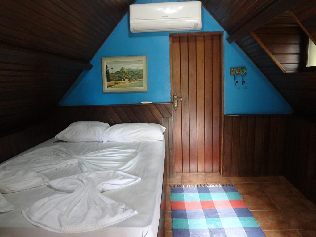 E Holandes Hostal *